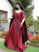 La robe de marie mdivale de Dame Carol