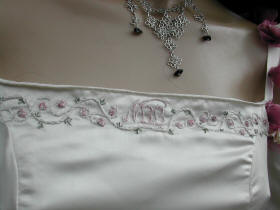 Les broderies du bustier