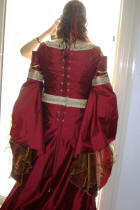 laage mdival d'une robe elfique