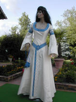 Robe de marie mdivale de Dame Aurore