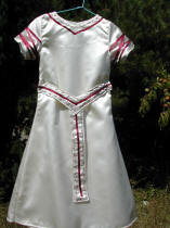 La robe médiévale de Damoiselle Naya