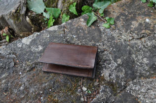 Porte-carte en cuir marron