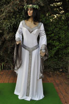 La robe de marie elfique de Dame Virginie