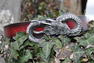 Ceinture en cuir, boucle dragon