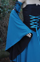 Manches mdivales amovibles turquoise et noire