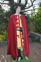 costume mdival de chevalier, avec tabard et cape