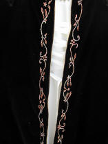 Broderies de la cape