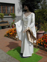 la robe de Dame Marie-Ccile